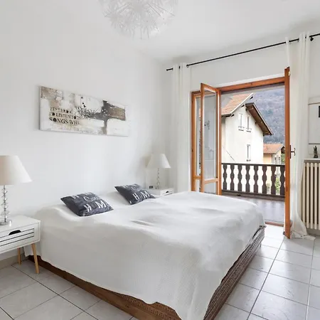 Casa Mo Apartament *